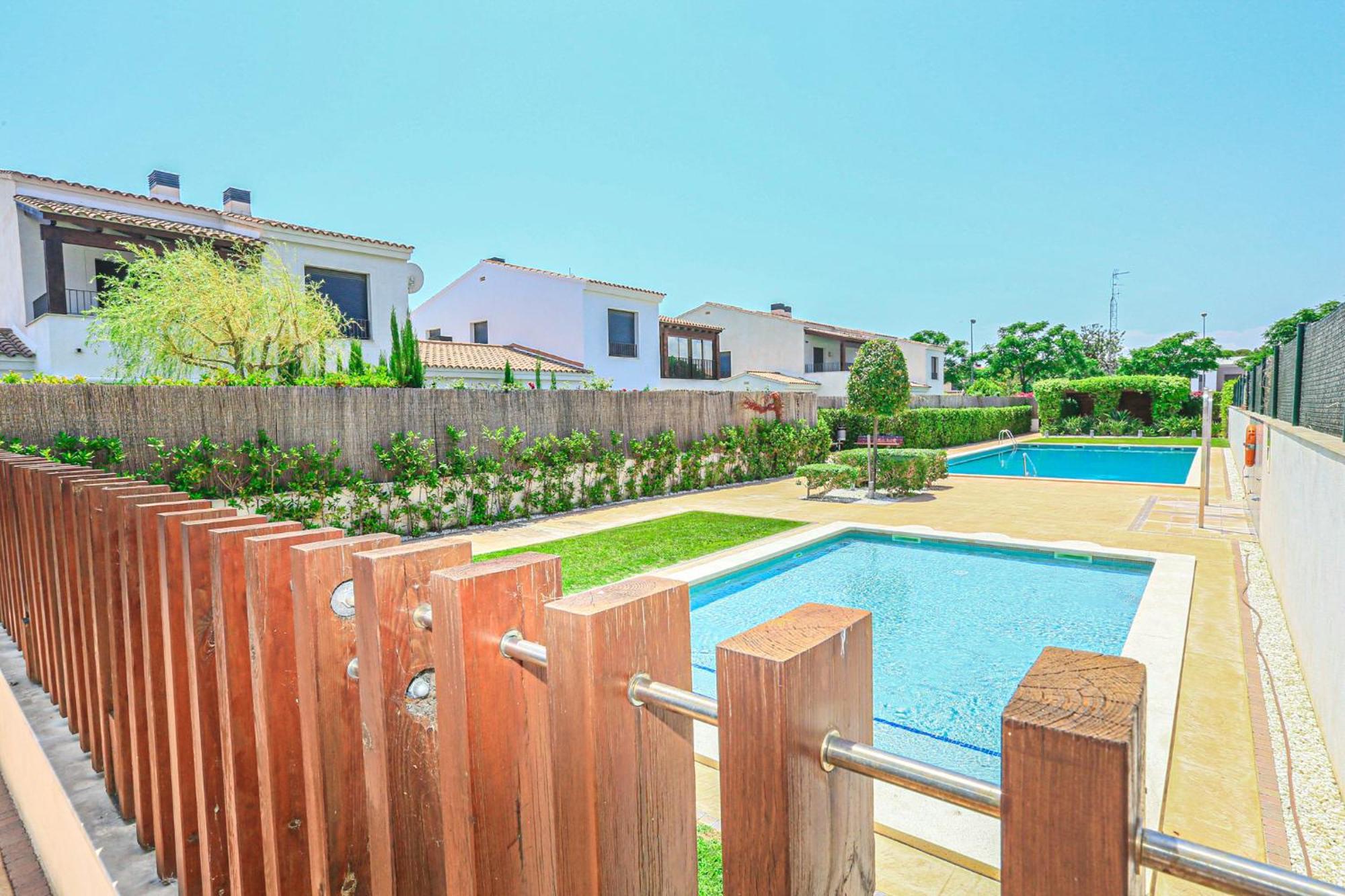 Vila Passeig Del Mar - Only Families Cambrils Exteriér fotografie